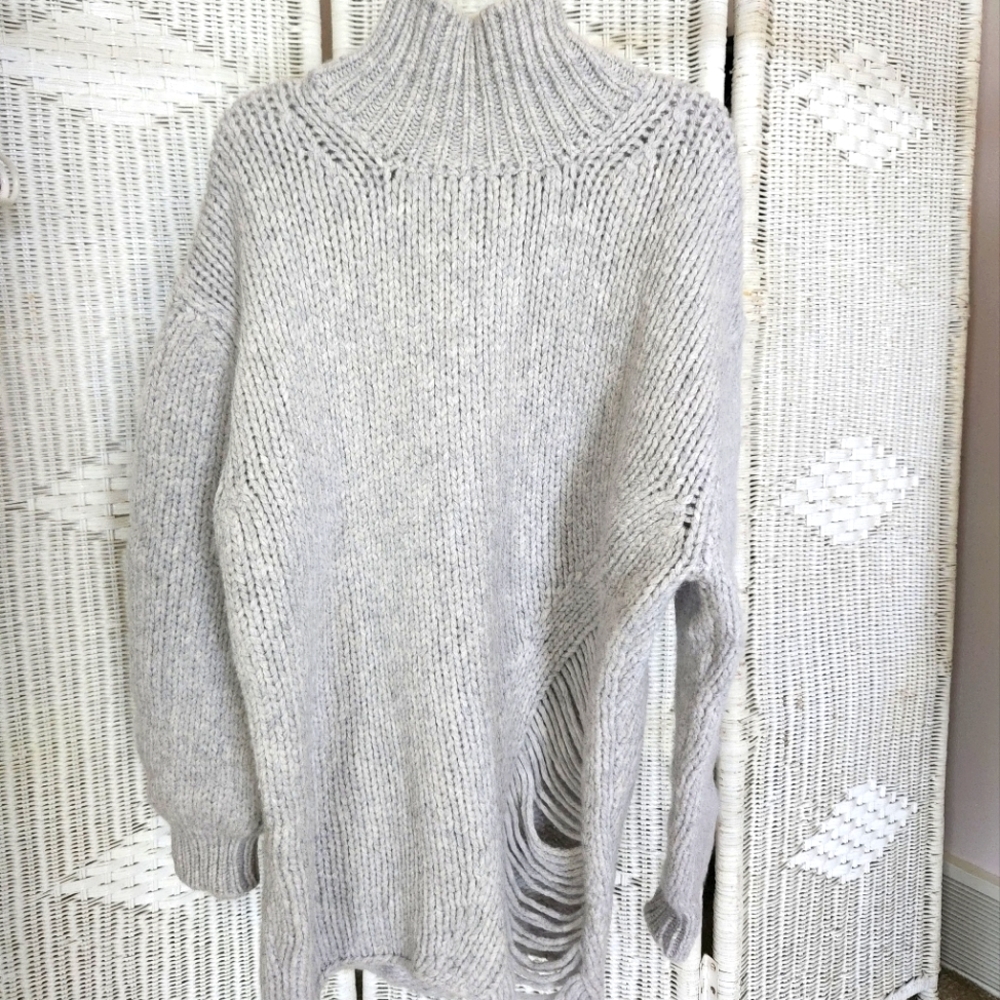 IRO medium distressed turtleneck